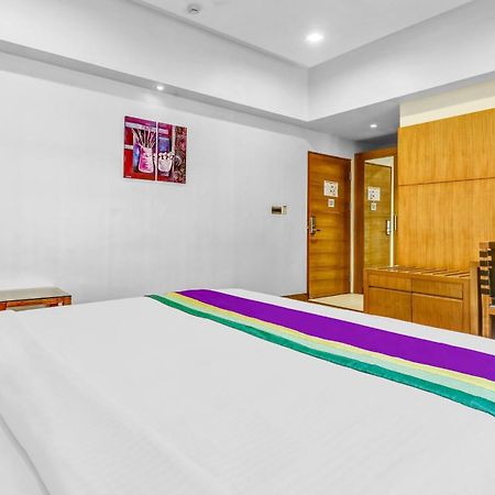 Medora Hotel Kozhikode Luaran gambar
