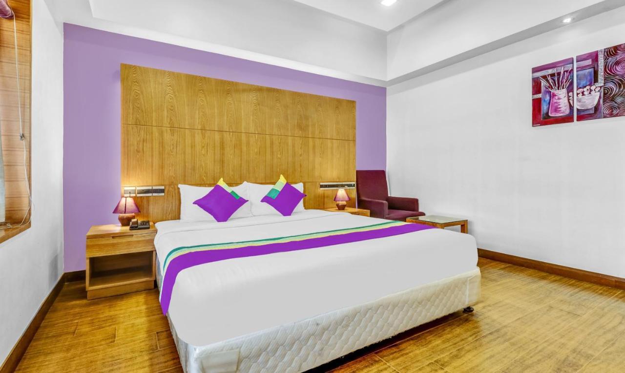 Medora Hotel Kozhikode Luaran gambar