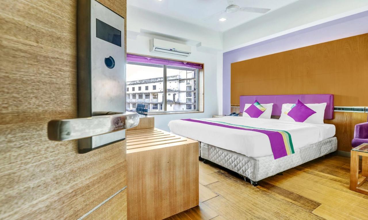 Medora Hotel Kozhikode Luaran gambar
