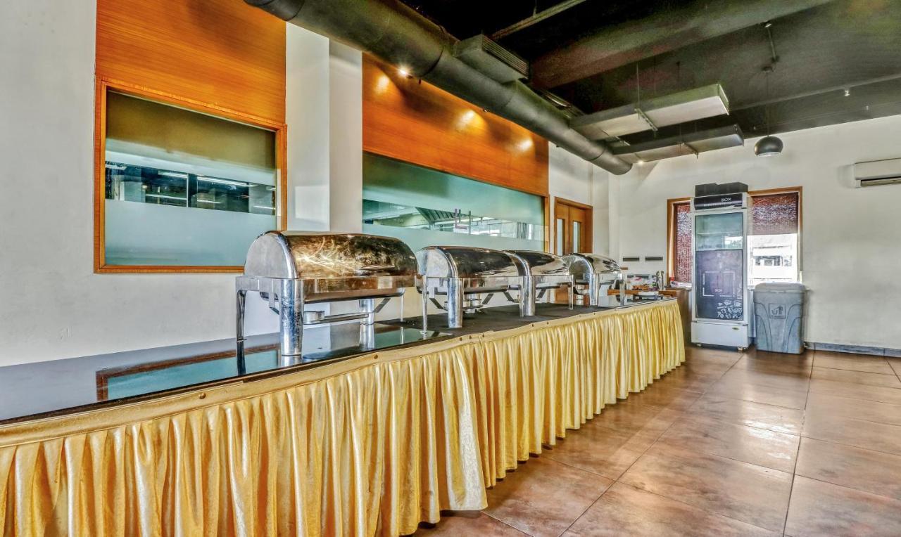 Medora Hotel Kozhikode Luaran gambar