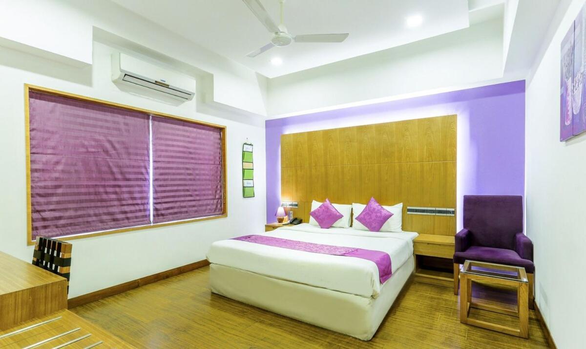Medora Hotel Kozhikode Luaran gambar