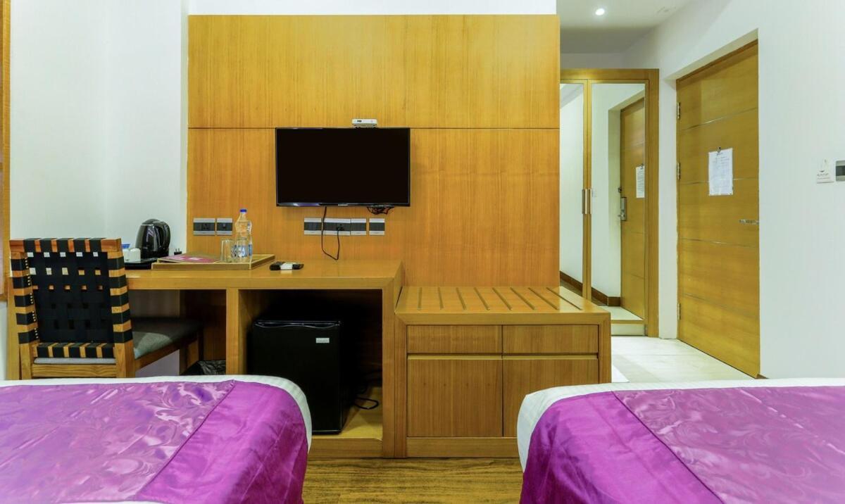 Medora Hotel Kozhikode Luaran gambar